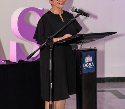 Ofrecen detalles del espectáculo de danza "Ellas", un homenaje a la mujer