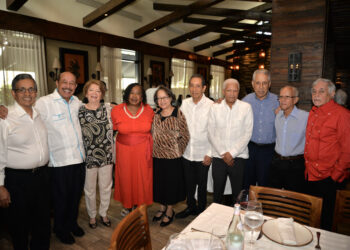Celebran el 50 aniversario de la primera promoción de ingenieros químicos de la UASD