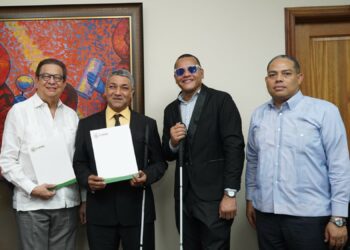 UNPHU y FUDCI colaboran para promover la inclusión de personas con discapacidad visual