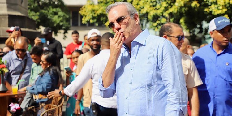 Abinader con intensa jornada de inauguraciones este fin de semana