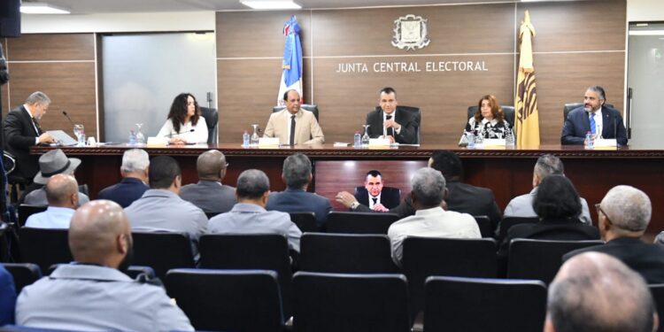 JCE declara abierta campaña presidencial y congresual