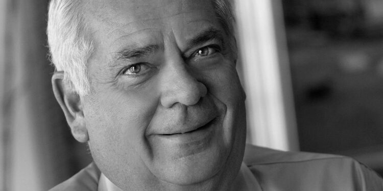 Don José León Asensio, Acroarte y Premios Soberano