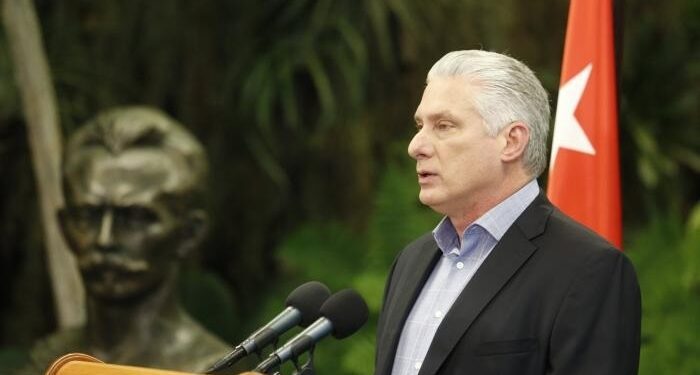 Miles de manifestantes en protestas antigubernamentales en Cuba contra apagones