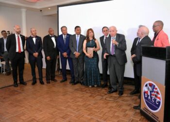 Entregan llave del Condado Miami-Dade al Dr. Cruz Jiminián