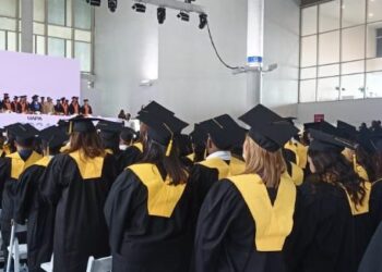 Reinserción educativa: Graduación de privados de libertad en universidad dominicana