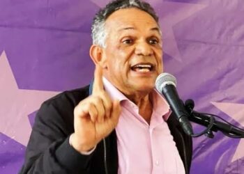 Ventura Camejo se reintegra al  PLD luego de hablar con  Danilo Medina