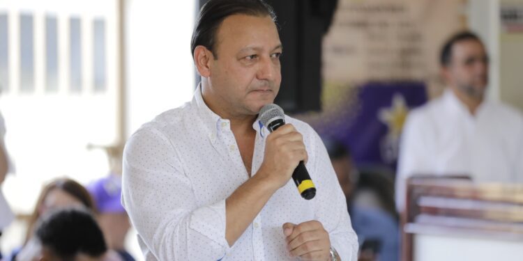 Abel Martínez insta a Abinader a enfrentar la creciente amenaza de las bandas haitianas