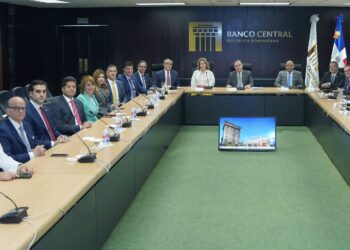 BCRD y el CONEP revisan proyecciones económicas de RD