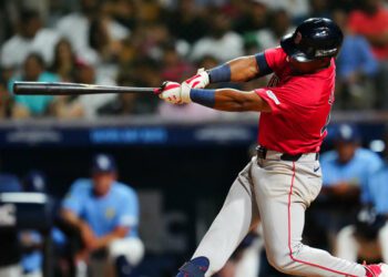 Medias Rojas se imponen ante los Rays en el inicio de la Dominican Republic Series