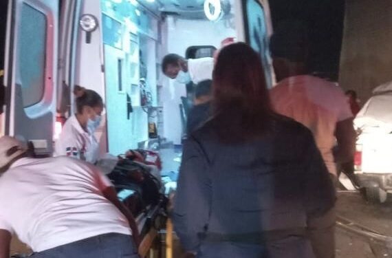 Despliegue del 911 en respuesta a choque múltiple en la Autovía del Coral