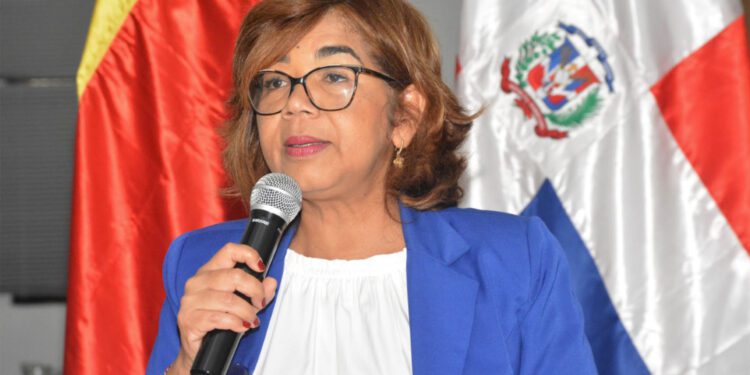 Activistas “Movimiento Conciencia 24 con Luis” participan en taller