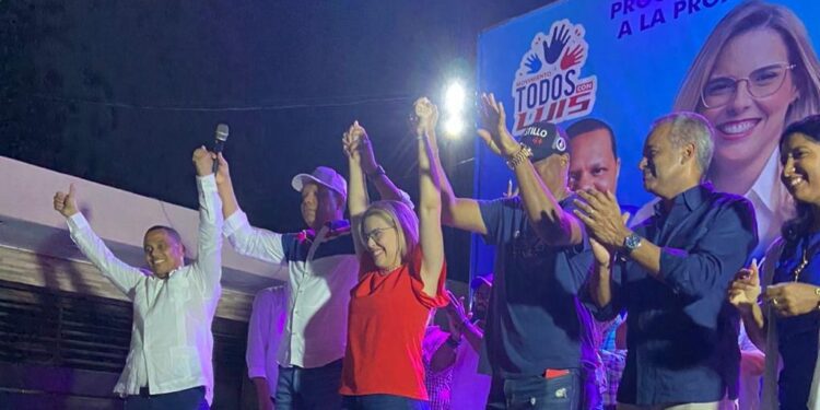 “Todos con Luis” juramenta equipos de campaña en El Seibo y Hato Mayor