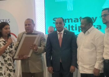 Comerciantes proponen formalizar más de 75 mil colmados