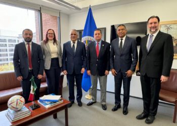 Comisión Alianza Rescate RD visita OEA y denuncia "amenaza a la democracia dominicana"