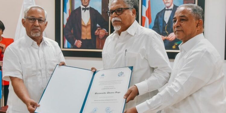 Bienvenido Álvarez Vega recibe el Premio Nacional de Periodismo 2023