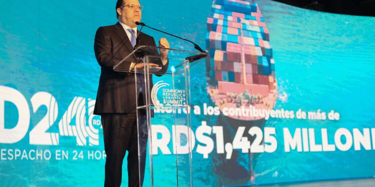 Arrancó la Dominican Republic Logistics Summit 2024 con la asistencia de Abinader