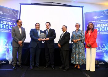 La ONDA celebra Día Mundial del Libro y el Derecho de Autor; reconoce a Army Ferreira y a poeta Tony Raful