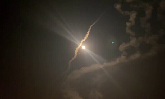 Israel revela fue atacada con más de 200 drones y misiles por Irán 