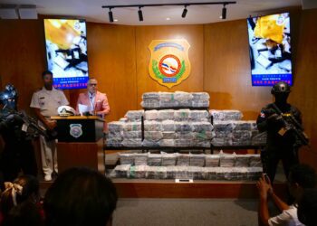 Gran golpe al narcotráfico : Confiscan 400 paquetes de presunta cocaína