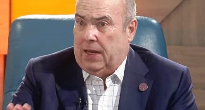 Charles Mariotti advierte sobre el riesgo democracia por acciones del Gobierno y el PRM