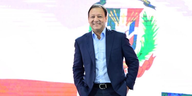 Abel Martínez  deja un legado de transformación y orgullo en Santiago de los Caballeros