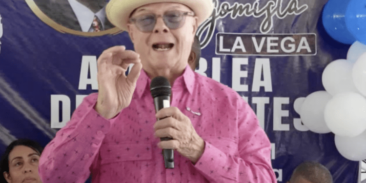 Hipólito Mejía encabeza acto en La Vega en apoyo reelección Abinader