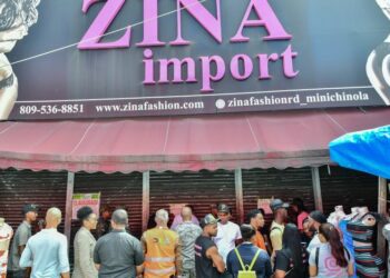 DGII y DGA cierran cinco empresas asiáticas por evadir 4 mil millones de pesos