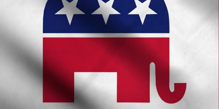 Imputados once republicanos en Arizona por intentar anular elecciones