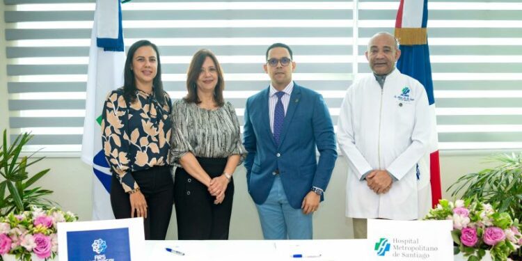 HOMS y ARS Universal firman acuerdo para cobertura de prostatectomías robóticas