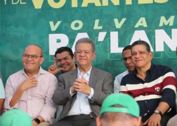 Leonel Fernández intensifica estrategia electoral con encuentros barriales