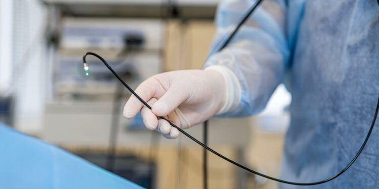 Estudio sugiere que dieta restringida podría no ser necesaria para colonoscopia