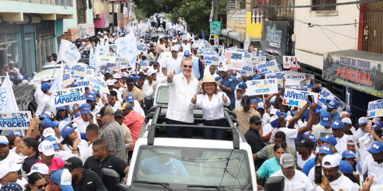 San Pedro de Macorís exhibe apoyo a la reelección de Luis Abinader