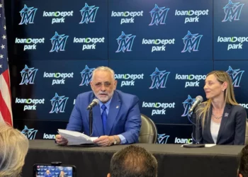 Unión de Pasiones: Lidom y Marlins firman acuerdo de Alianza Multianual