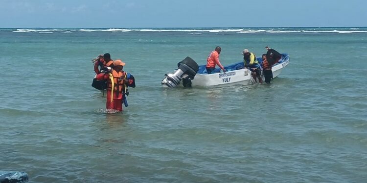 Buscan tres personas desaparecidas en playa Marapicá o El Bronx