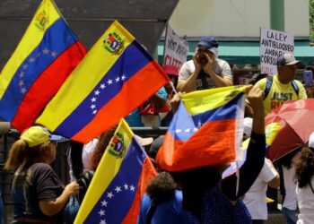 Oposición confirma inscripción oficial de Edmundo González Urrutia en Venezuela