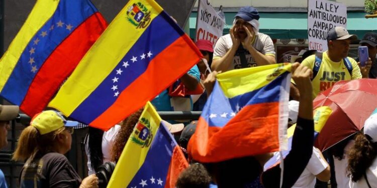 Oposición confirma inscripción oficial de Edmundo González Urrutia en Venezuela