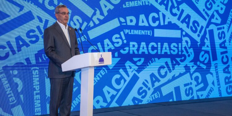 Presidente Abinader anuncia viaje a Italia, el Vaticano y Portugal