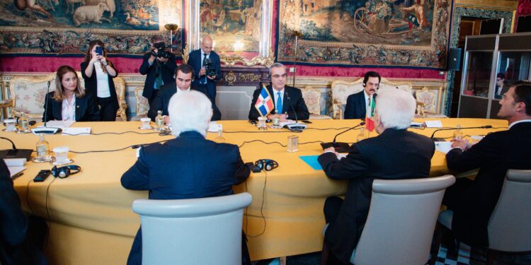 Presidente Abinader se reúne con su homólogo italiano, Sergio Mattarella