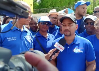 Mastros de Bahoruco e Independencia se movilizan por mejoras laborales