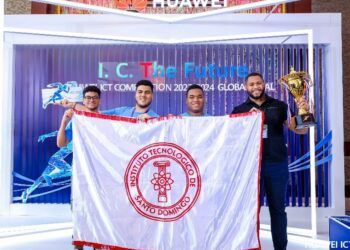 Estudiantes de Latinoamérica, incluidos de INTEC, destacan en competición de Huawei