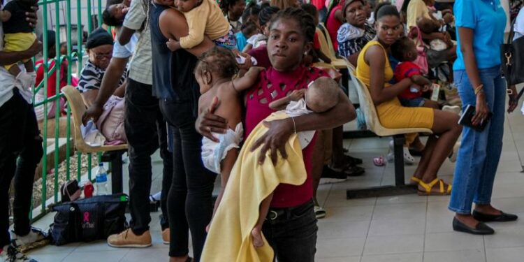 UNICEF alerta: oleada de violencia en Haití "estrangula" las cadenas de suministros sanitarios