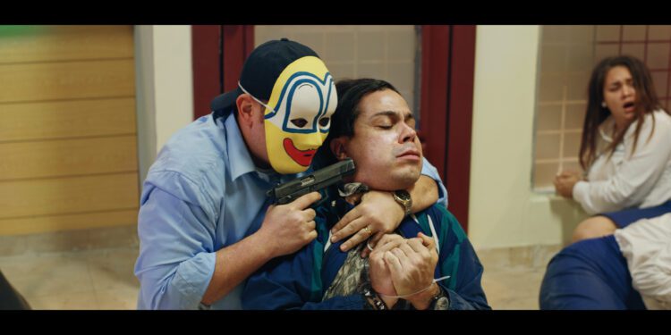 "Asalto en Progreso": Un debut cinematográfico que promete marcar la historia