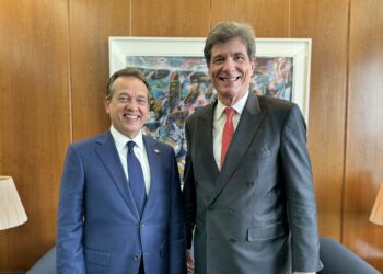 RD y EE, UU unen esfuerzos para atraer al país inversiones en semiconductores 