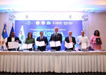 Gobierno, empleadores y trabajadores reafirman compromiso por trabajo