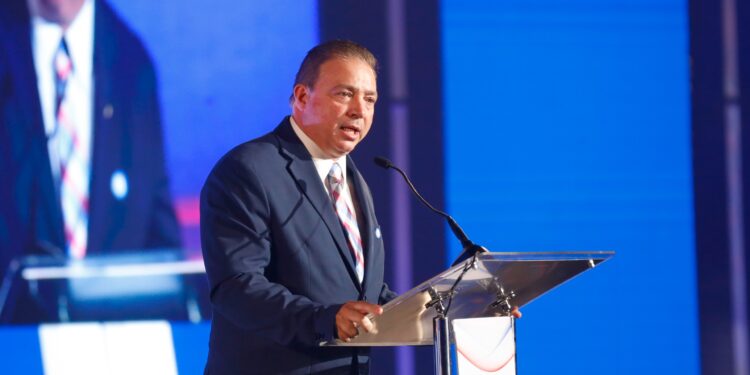 Simposio Global de la OACI debate importancia de la aviación para el Desarrollo Sostenible