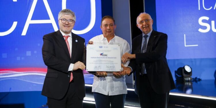 Director del IDAC destaca impacto del Simposio Global de la OACI en la aviación dominicana