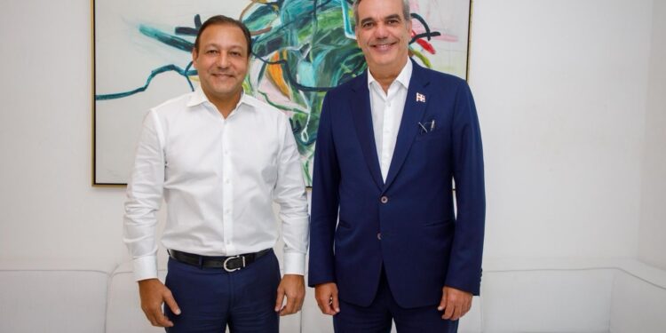 Anel Martínez y Abinader se reunieron esta noche