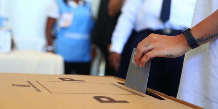 JCE y PGR; Presos preventivos solo votarán en el nivel presidencial