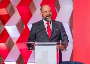 César Iglesias distribuirá  RD$1,200 millones entre sus accionistas