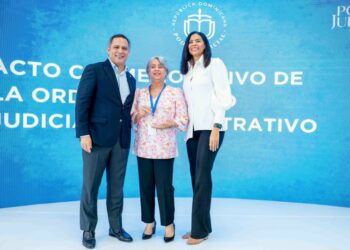 Reconocen por su excelencia a 34 servidores del Consejo del Poder Judicial